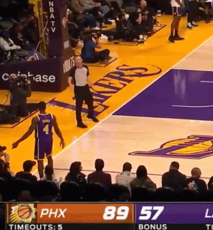 世界杯下载安装指南-超长录像回放课能助湖人解困？韦少：我不会惊慌