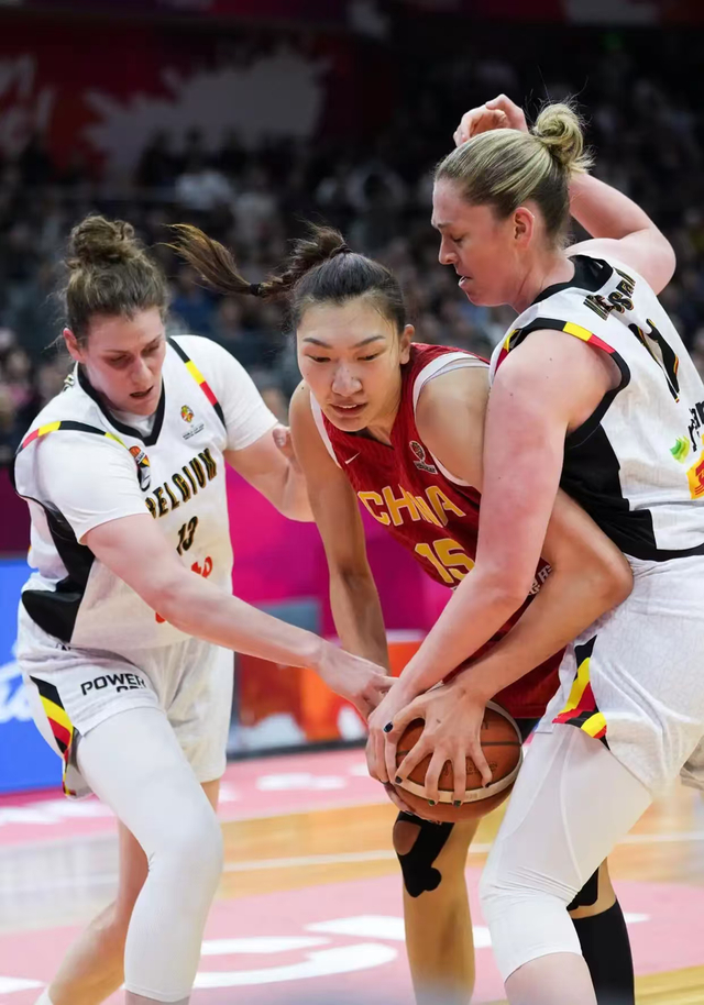 世界杯高清平台-世界级内线优势无从发挥，中国女篮被欧洲冠军上了一课|比利时|李月汝|比利时女篮|女篮世界杯|张子宇_新浪体育_新浪新闻