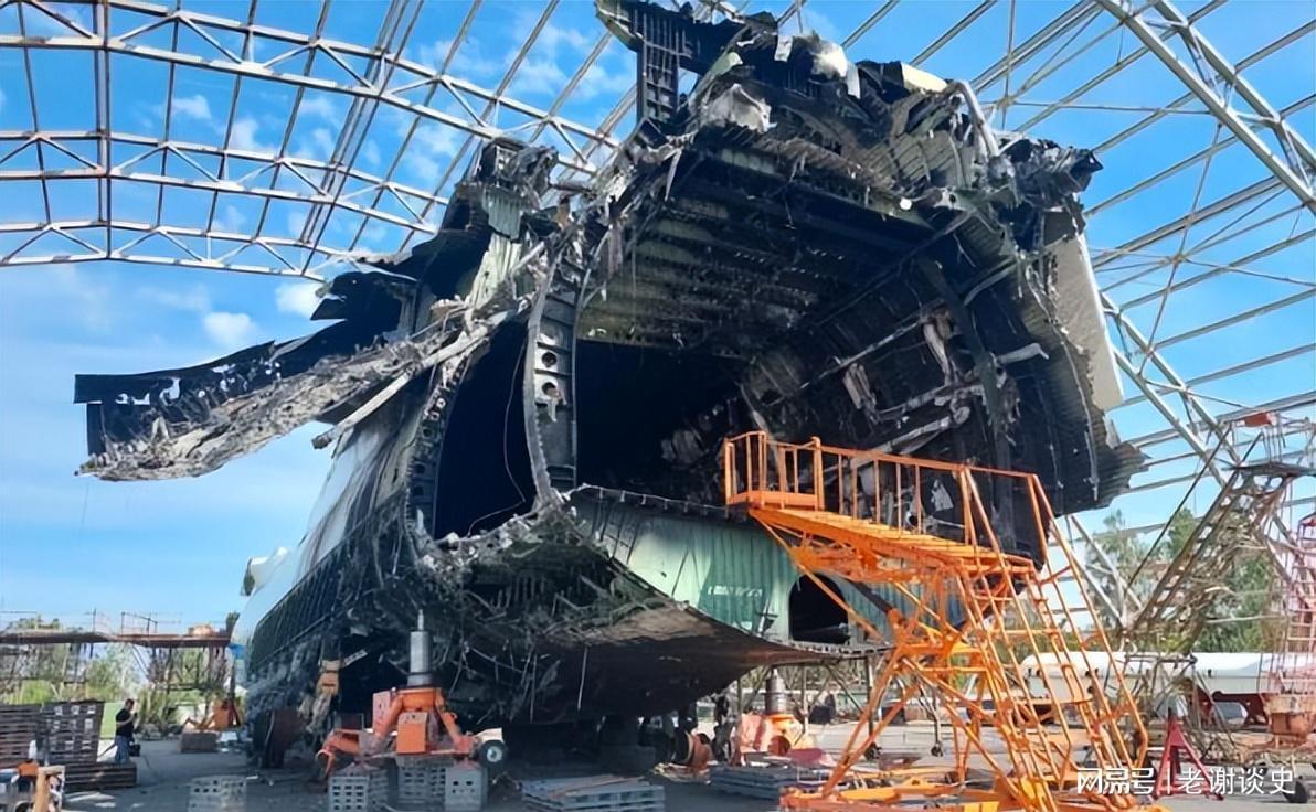 世界杯手机观看-乌克兰那架被炸毁的安225，到底去哪了？果真被某大国打包带走？