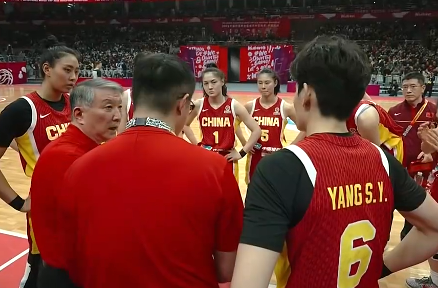 世界杯高清平台-李梦回归？中国女篮出线仅一夜，比赢球更可喜的是宫鲁鸣主动求变